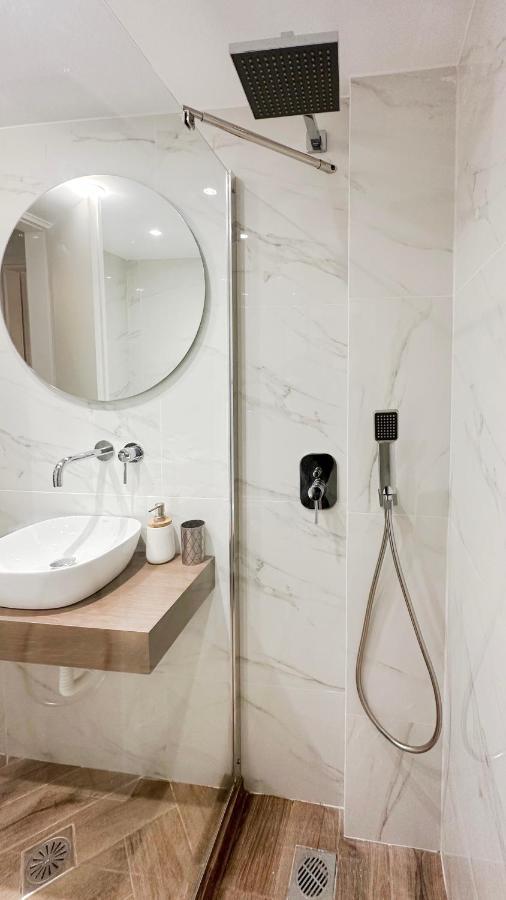 Valtetsiou Central 50Sqm Apt In Athens Atenas Exterior foto